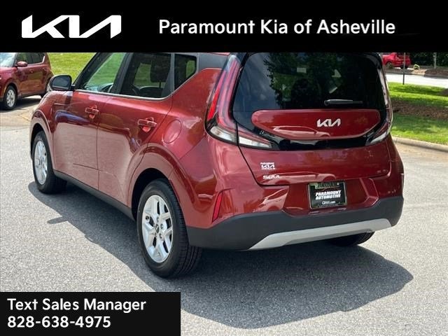 2023 Kia Soul LX in Hickory , NC - Paramount Automotive